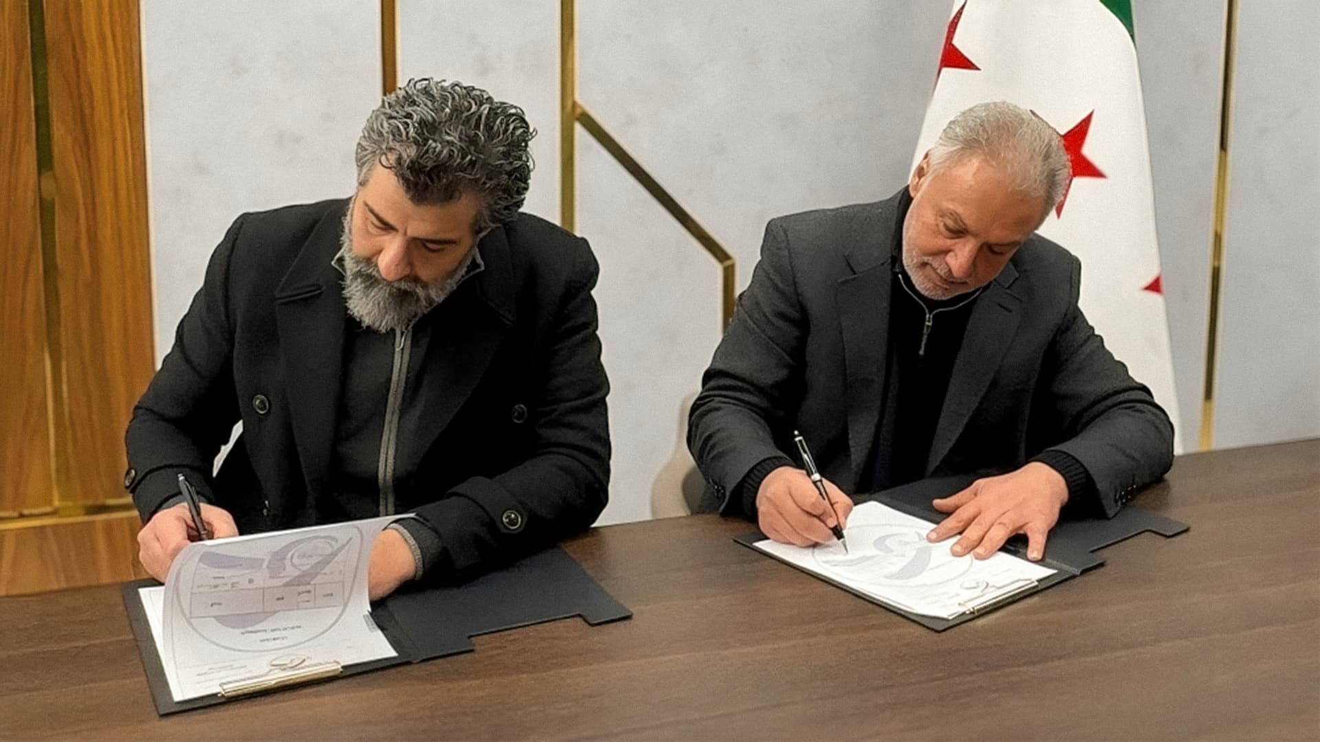 صورة محمد حمشو يتجاوز إشكالية أين كان منذ ١٤ عاماً برشاقة